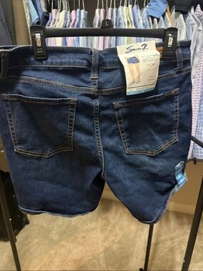 NWT Seven7 Women’s Weekend Short  Dark Blue Relaxed Denim